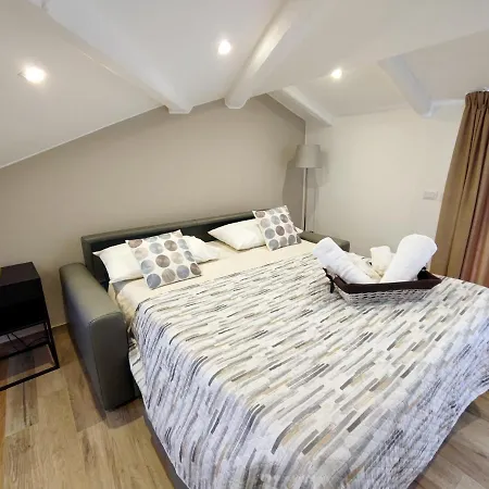 Domus Coppola Apartman *